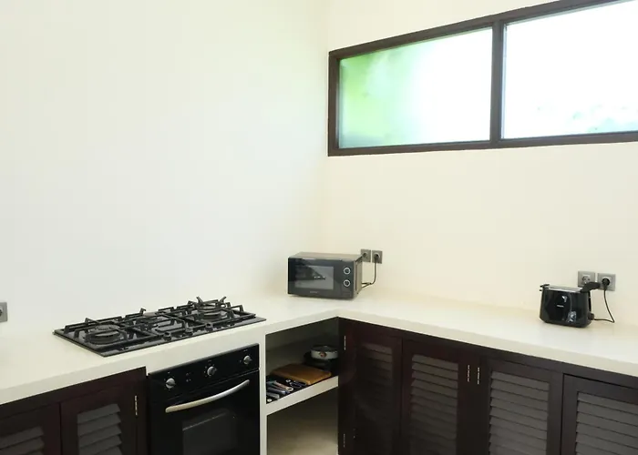 Uma Dharma Villa